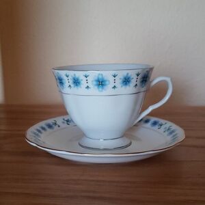 Vintage Liling Teacup and Saucer Set